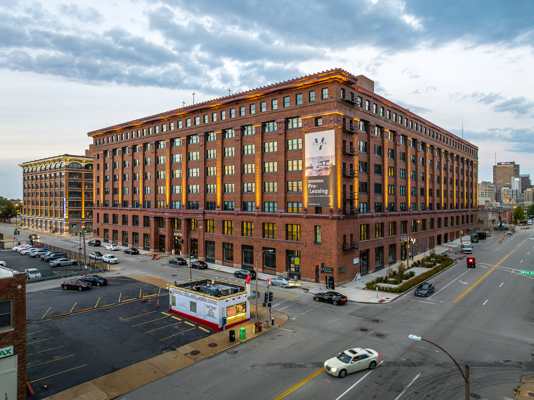 The VIctor is a mixed-use adaptive reuse of a massive warehouse in St. Louis. Image: Sam Fentress