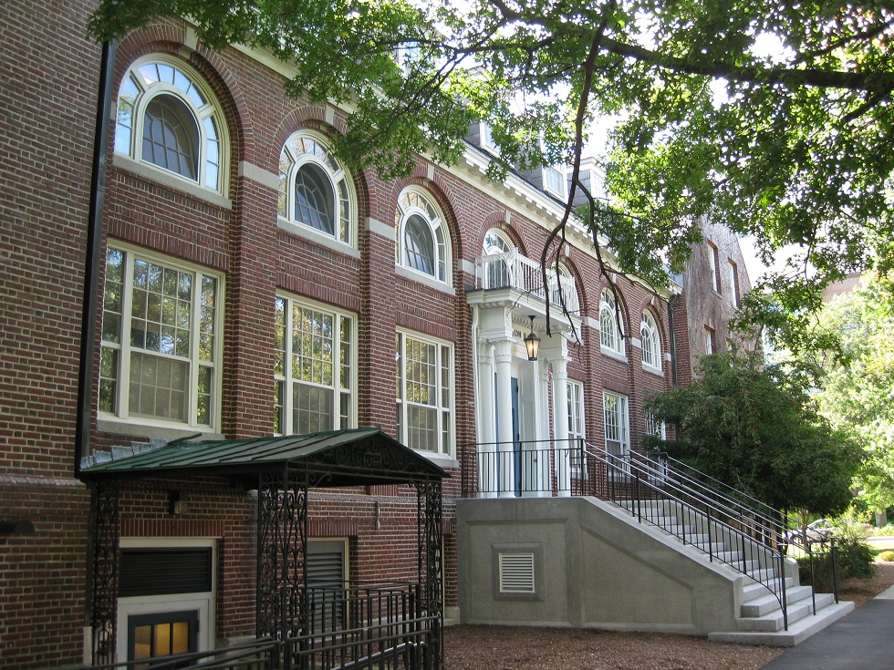 Huddleston Hall on the UNH campus. 