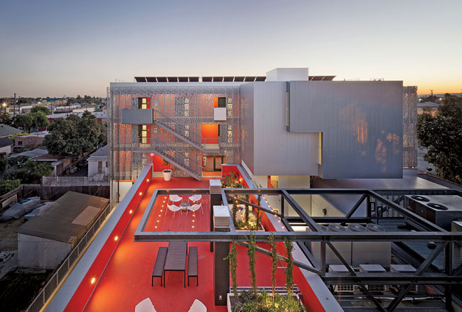 28th Street Apartments, Koning Eizenberg Architecture Inc. Photo:  Eric Stauden