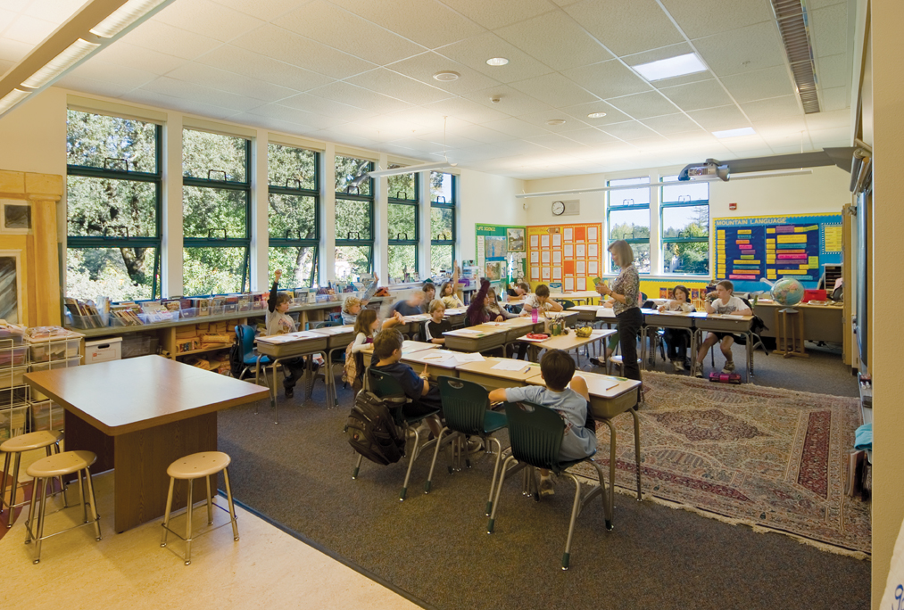 Classroom at Ross (Calif.) School with balanced daylighting. School districts ar