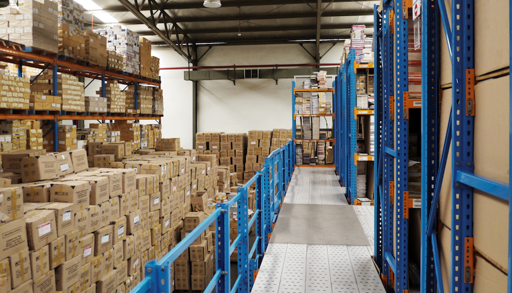 Report finds that e-commerce and new tech is changing warehouses