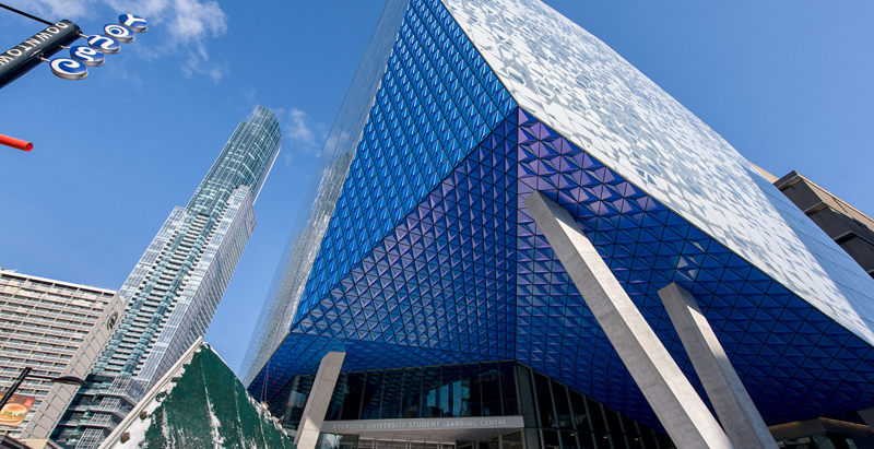 Ryerson University Student Learning Centre, Ontario, Canada ALPOLIC®/fr Custom Prismatic SEP Blue Finish.