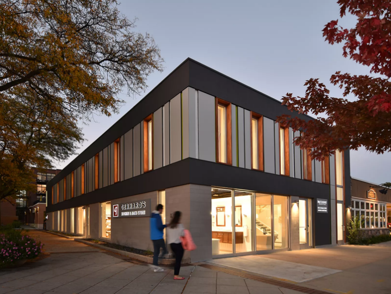 The exterior of the Bayshore Dental building