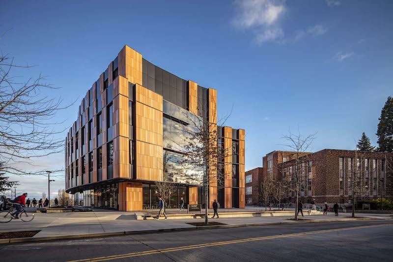 Bill and Melinda Computer Science building exterior