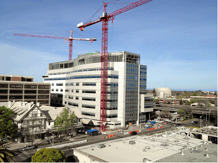 Boldts construction site for Sutter Healths Womens and Childrens Center in S