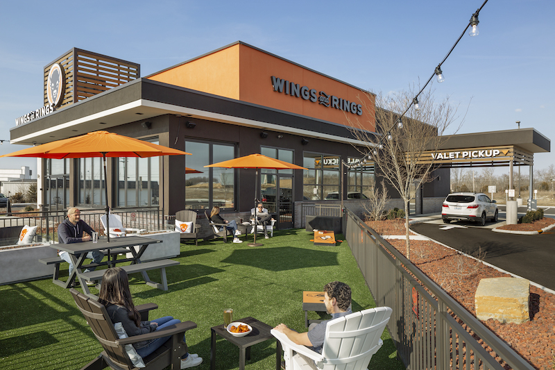 Exterior of Buffalo Wings & Rings in Milford, Ohio