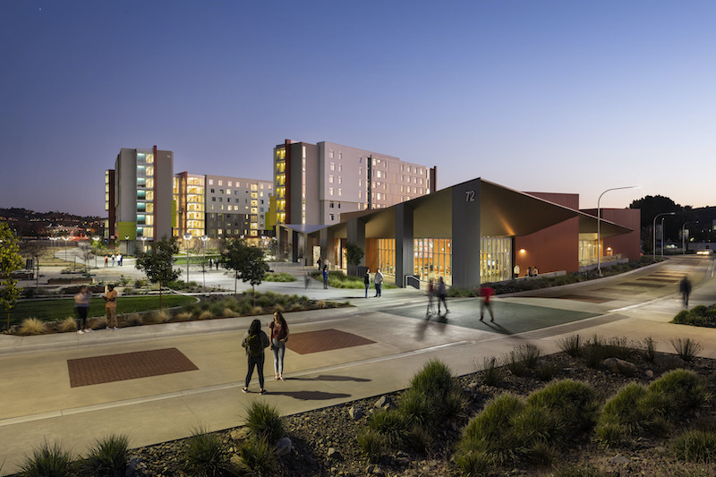 Cal Poyl Pomona residence halls and dining hal