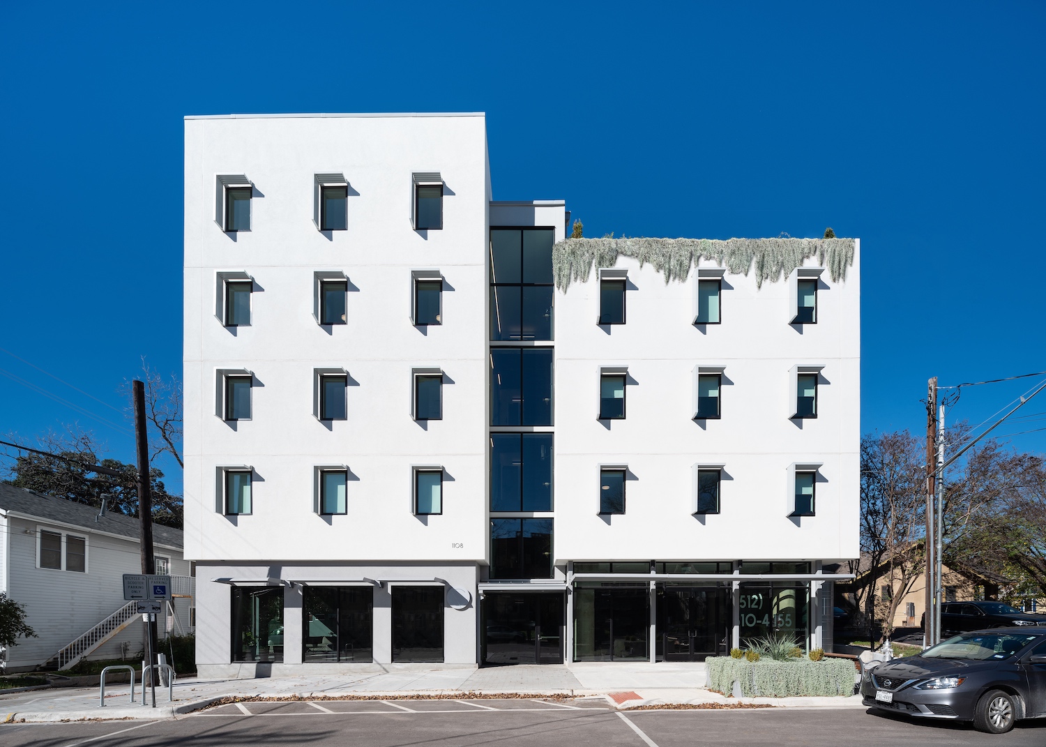 An 'eco-obsessed' multifamily housing project takes advantage of downtown Austin’s small lots Photo courtesy McKinney York Architects 