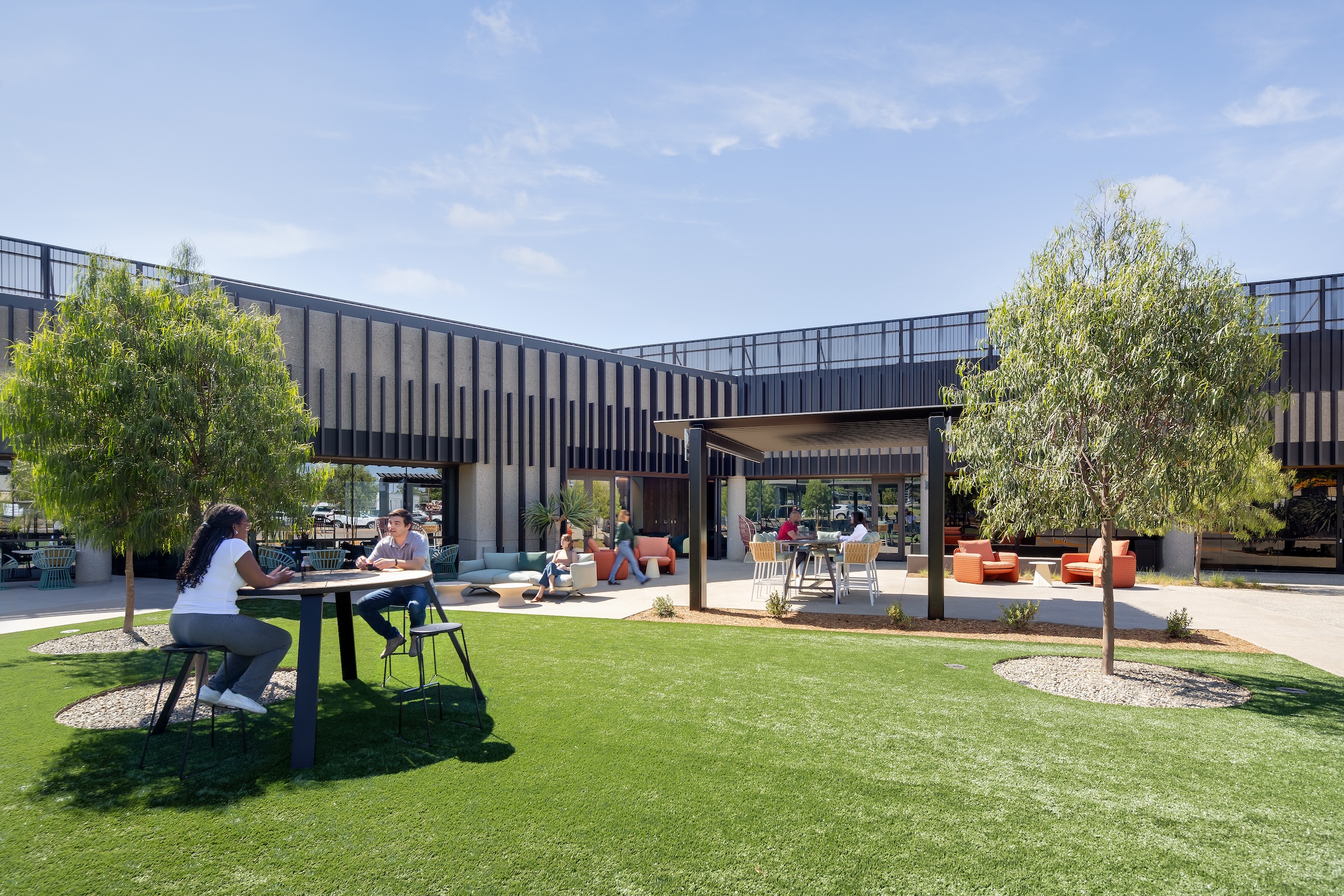 Pictured: CenterPark Labs in San Diego’s Sorrento Mesa neighborhood. Photo courtesy HED