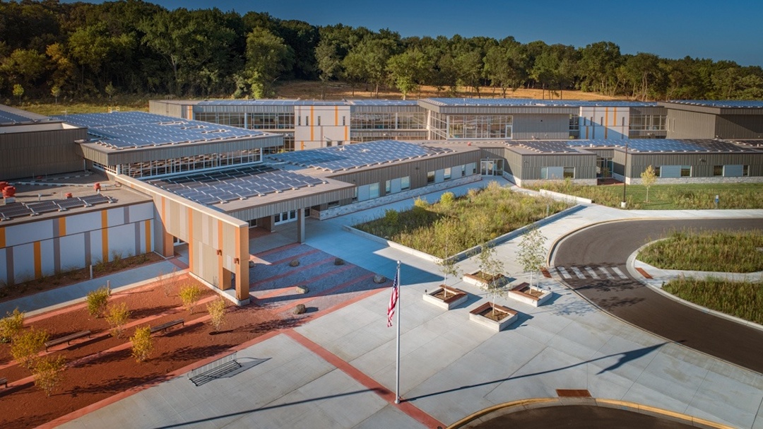 Forest Edge Elementary School exterior