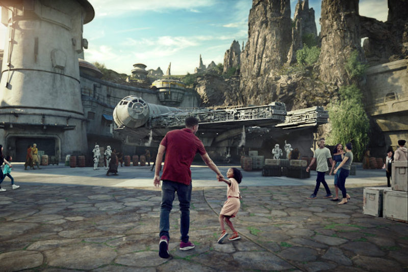 Millennium Falcon in Galaxy's Edge