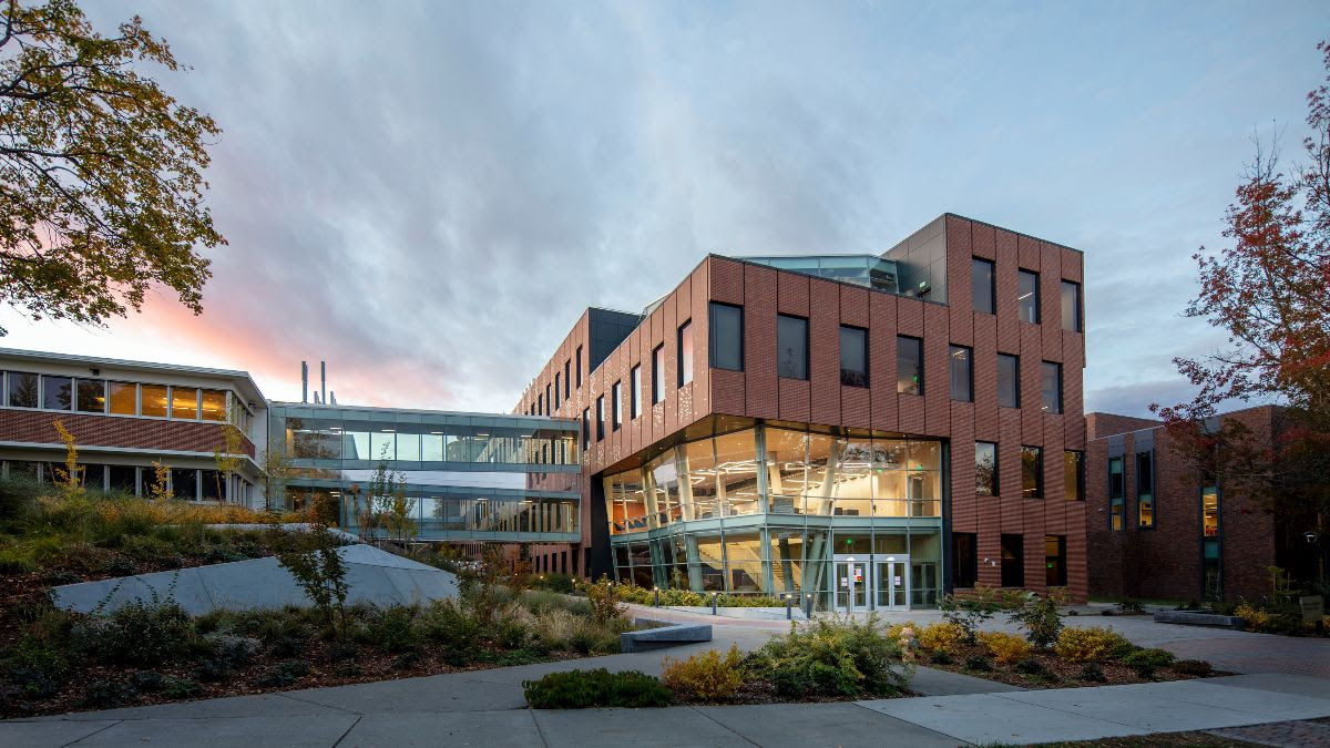 Interdisciplinary Science Center exterior