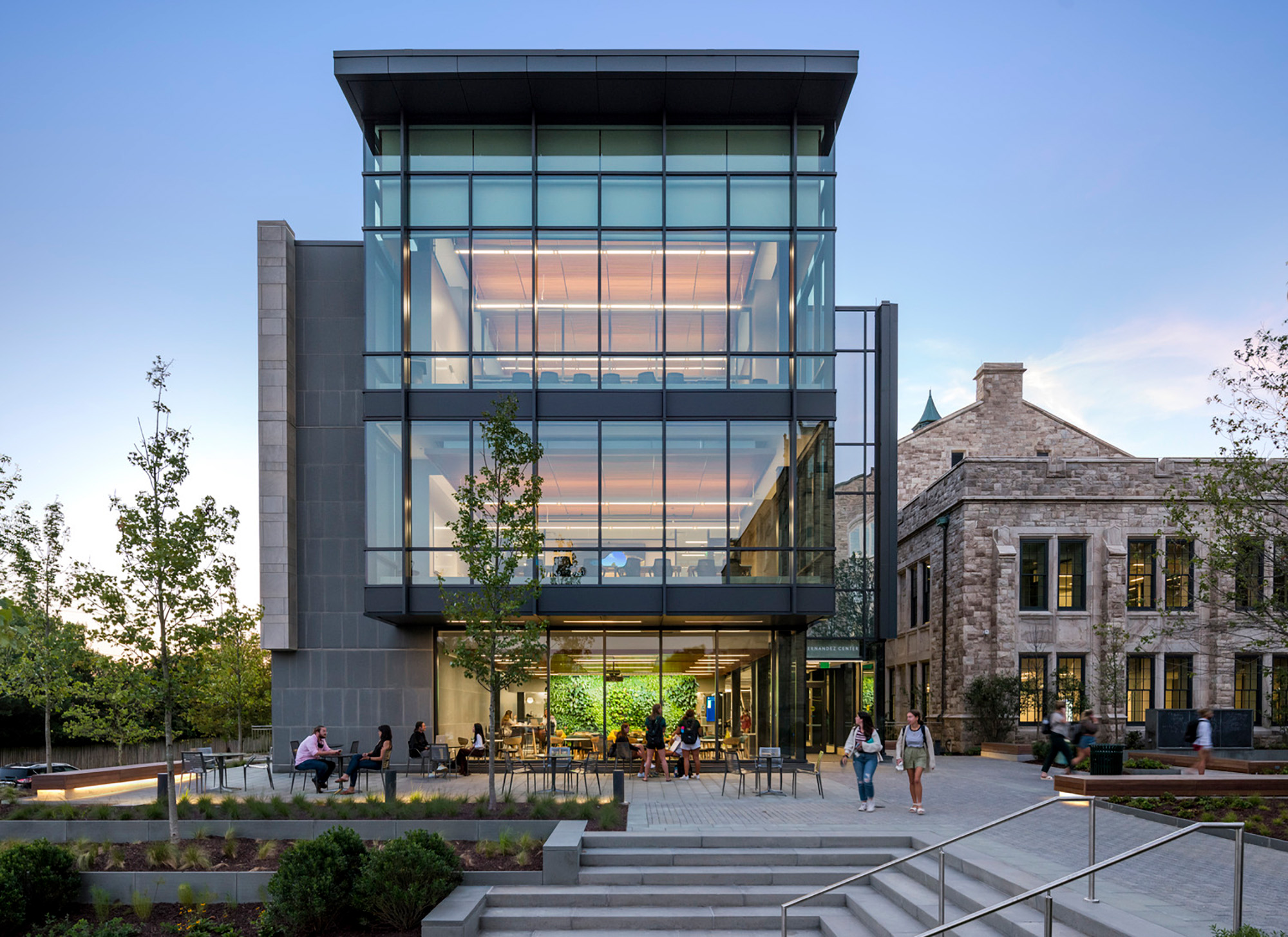 Fernandez Center, Loyola University