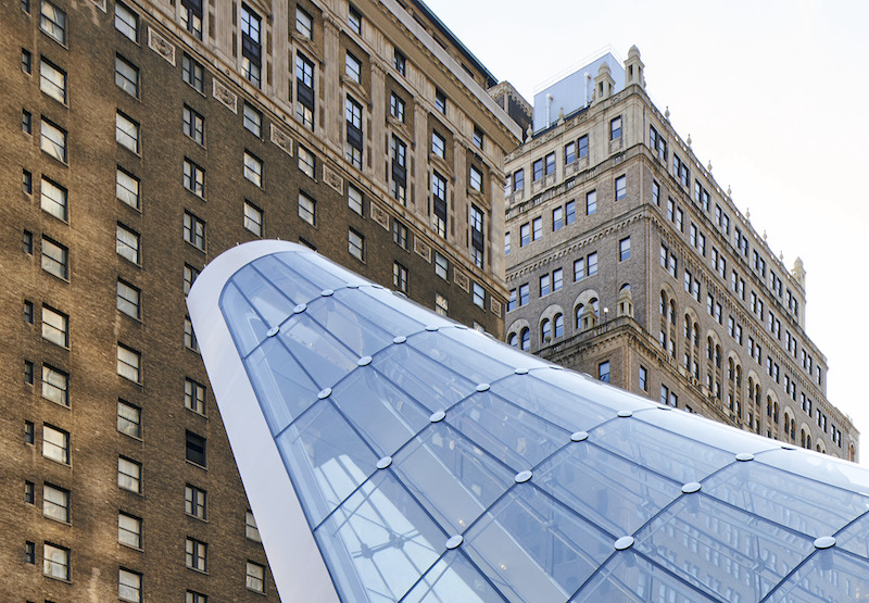 Steel skeleton supports the Gateway's glass canopy.