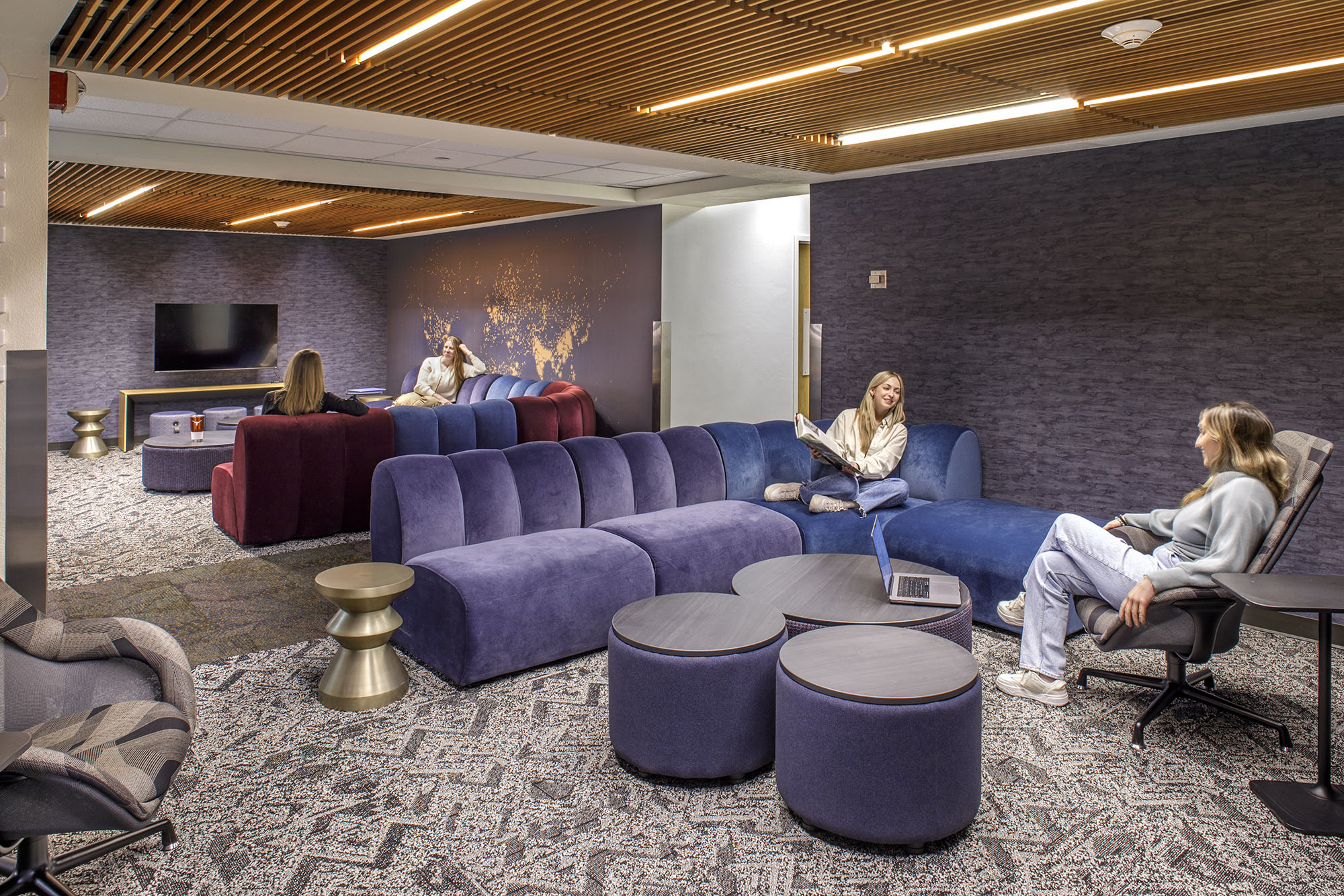 Kinsolving Hall all-girls dormitory interior at The University of Texas at Austin