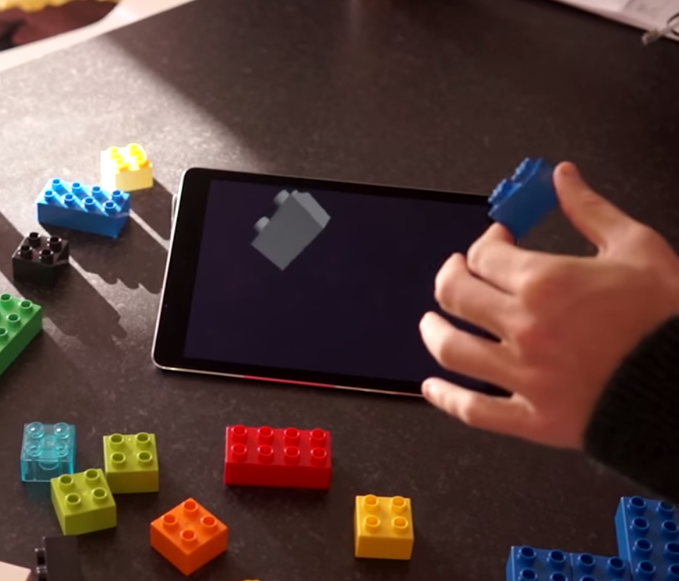 With the Lego X system, users can transfer the forms they’ve created with legos into real-time digital files.