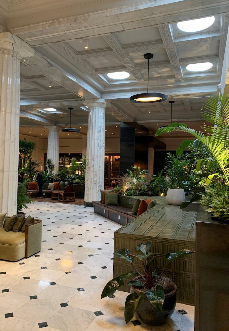 Emery Hotel lobby with Solatube Tubular Daylighting Devices. Photo: Courtest Solatube Inc.