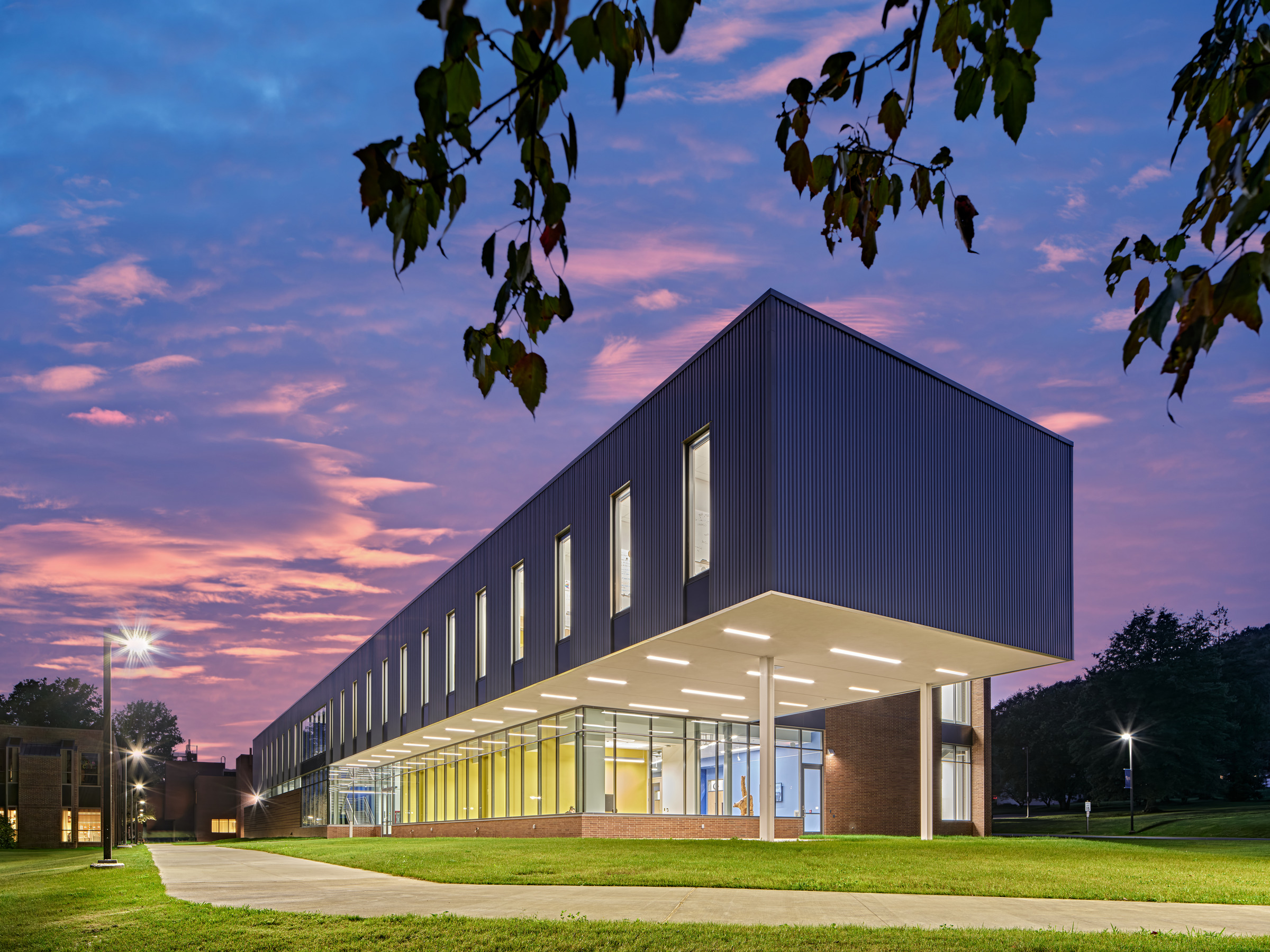 UPitt at Bradford opens new Engineering & Information Technologies Building