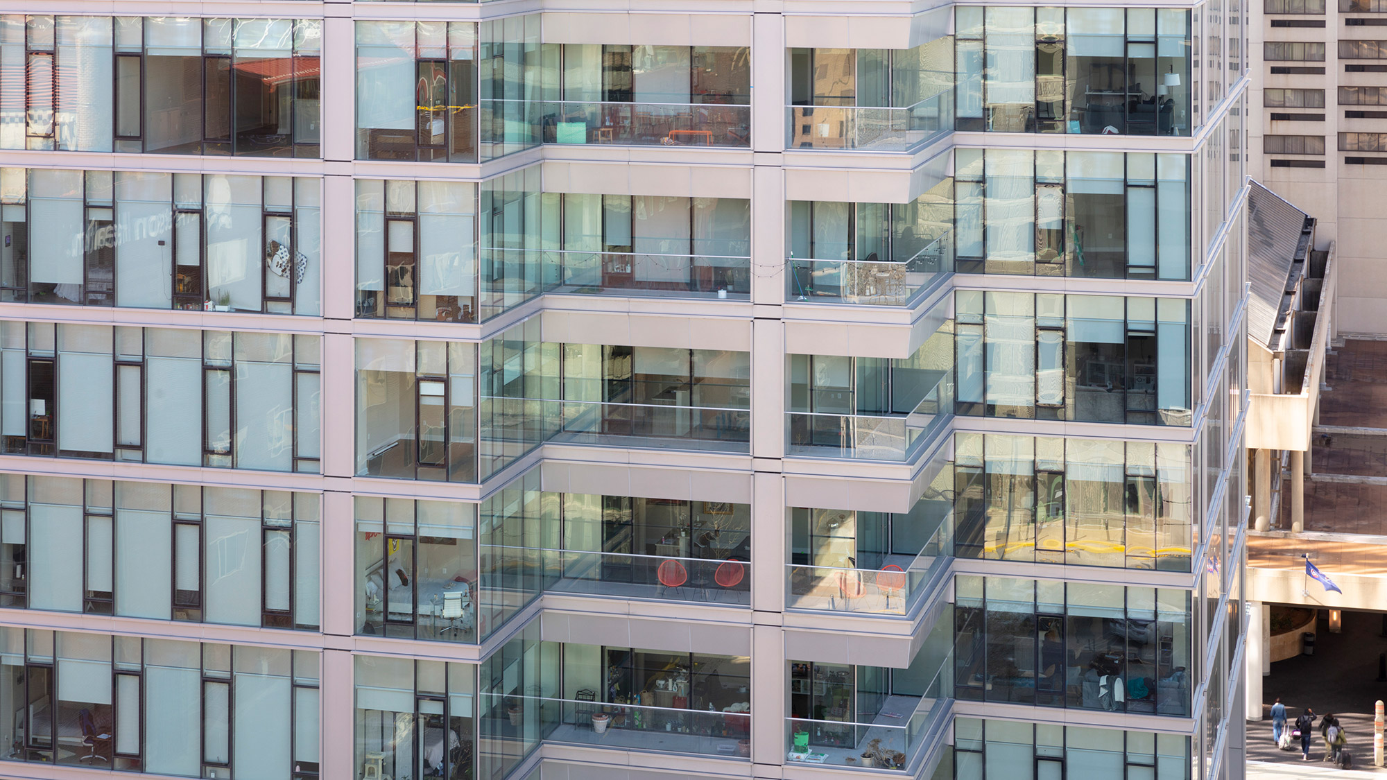 A building with many windows.