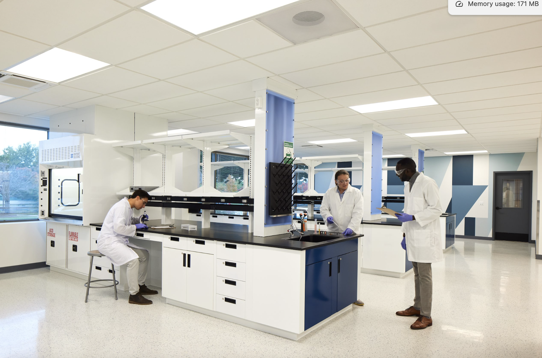 Lab space in a converted office in Maryland. Image: Nate Smith