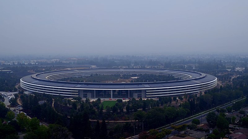 Apple Headquarters Building - New $5 Billion Apple Headquarters Has a Glass Problem