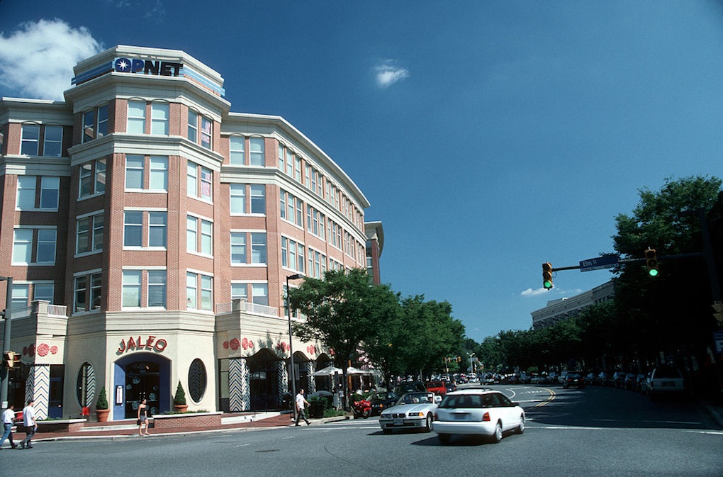 Photo: National Cancer Institute/Chris Spielmann via Wikimedia Commons