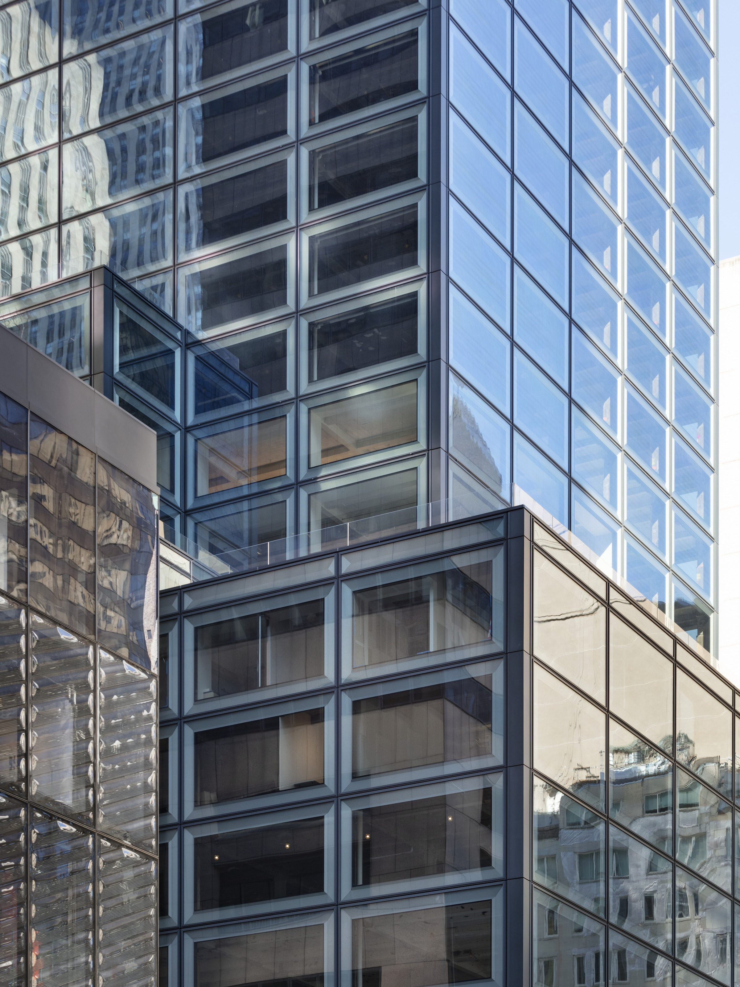 660 Fifth Avenue, NYC. Photo: Raimund Koch, courtesy KPF