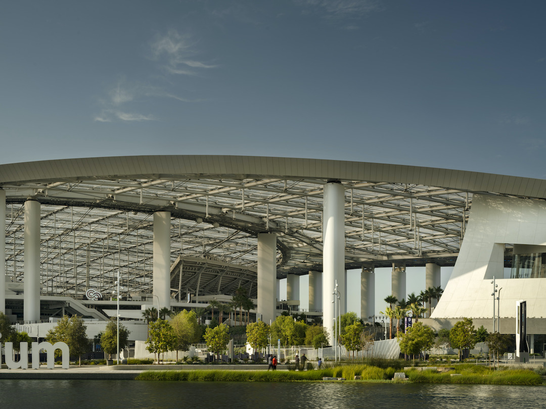 SoFi Stadium EXT roof photo Nic Lehoux