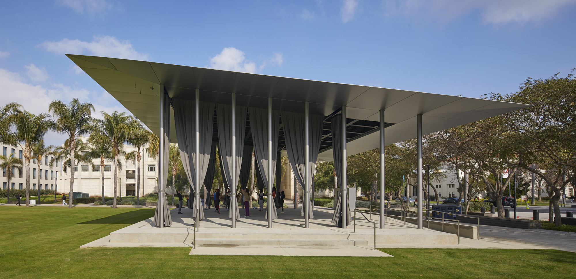 Loyola Marymount University's Drollinger Family Stage, designed by SOM. Photo: © SOM | Dave Burk