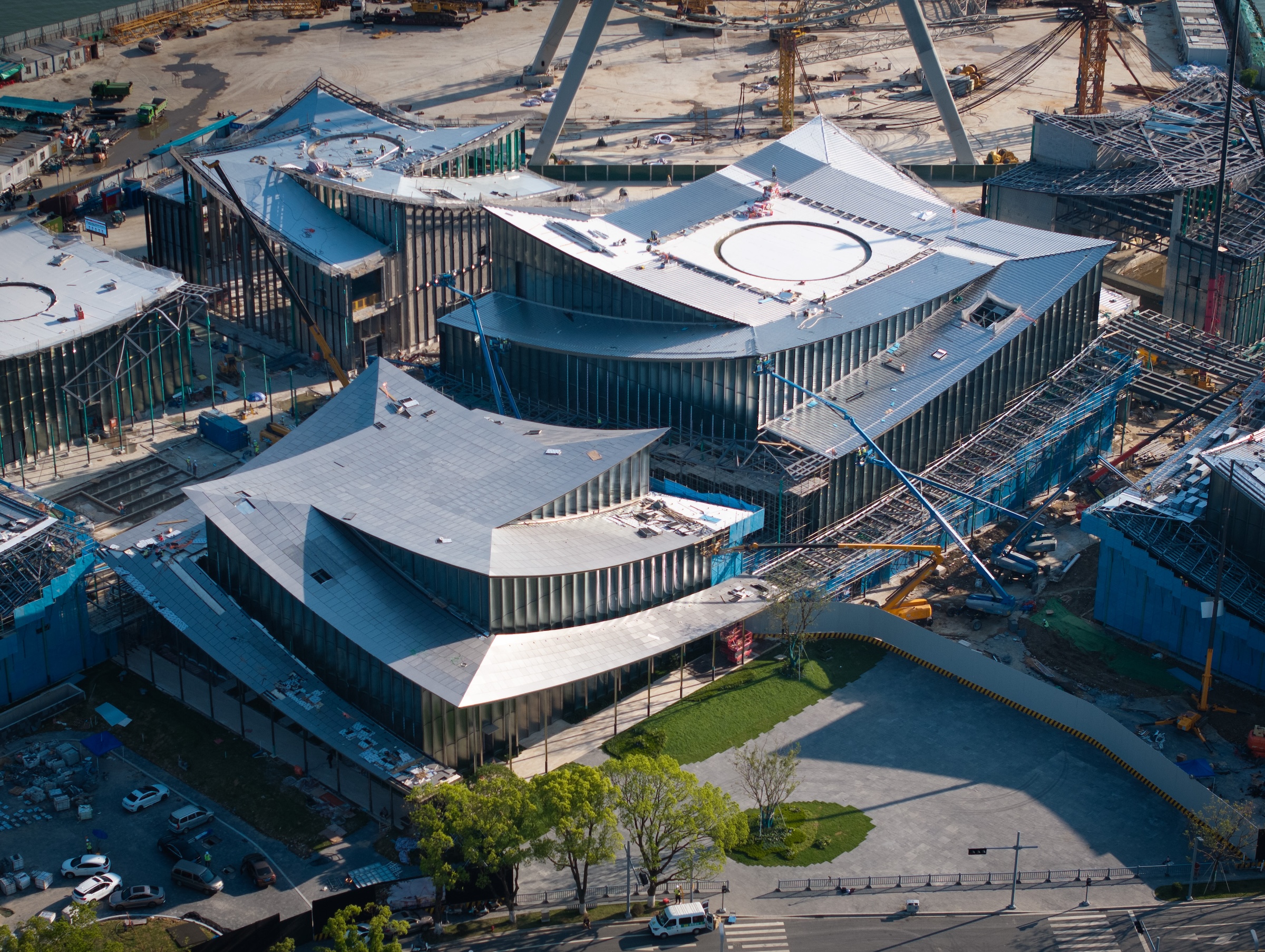 Bjarke Ingels-designed Suzhou Museum of Contemporary Art tops out. Photo: © StudioSZ Photo / Justin Szeremeta, courtesy BIG 