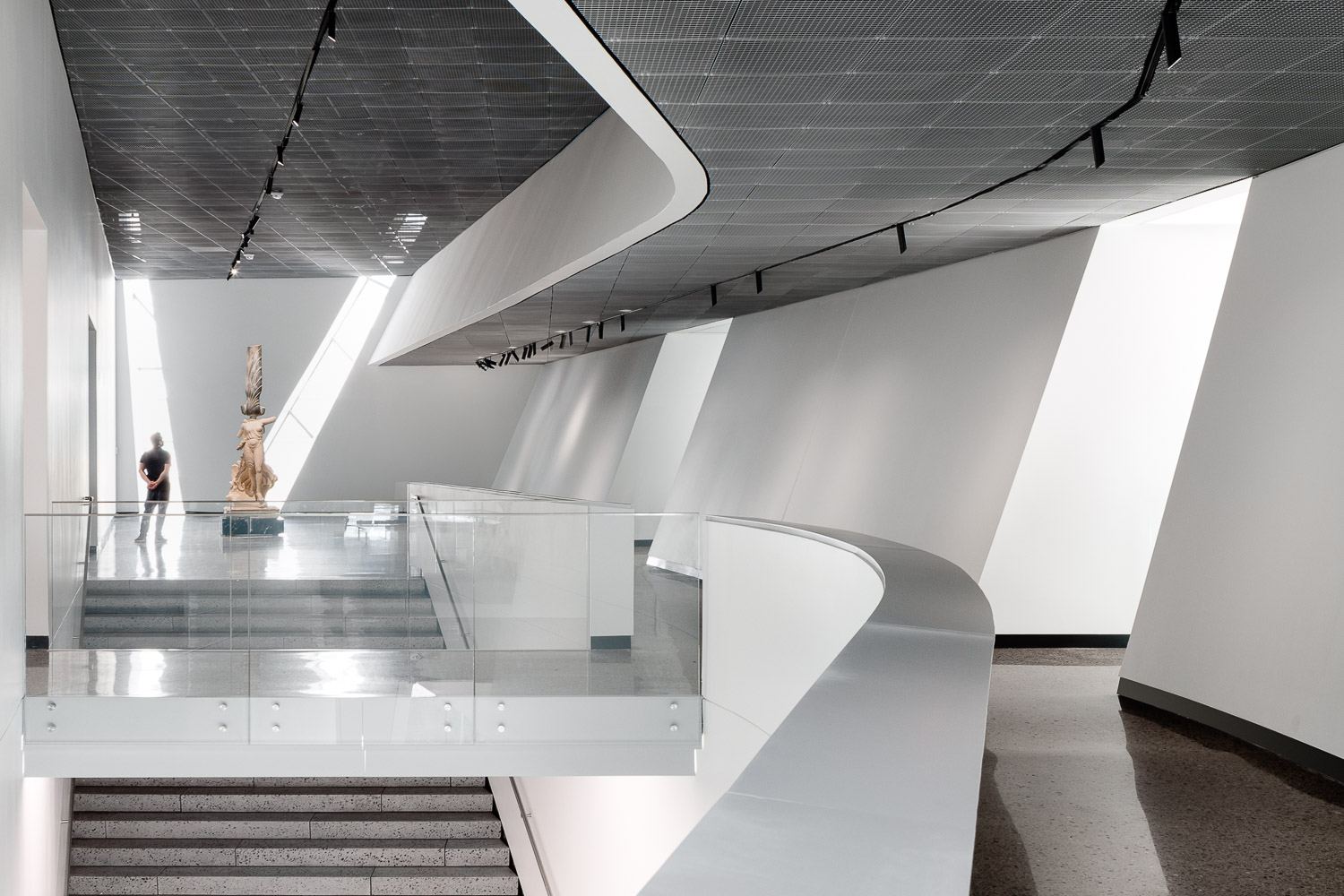 Second-level interior view overlooking the grand stair and landing gallery. Photo: ©Mauricio Rojas, Courtesy of UT Dallas