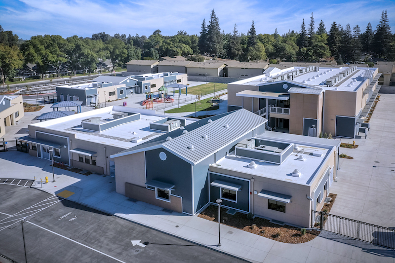 Daylighting the library at Flora Arca Mata Elementary. Photo: AMS