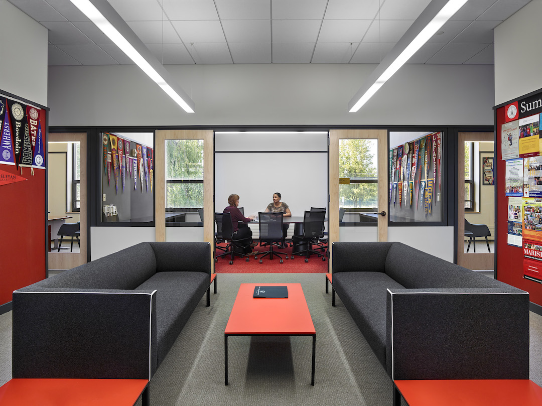 Kenneth K.T. Yen Humanities Building gathering space and meeting room