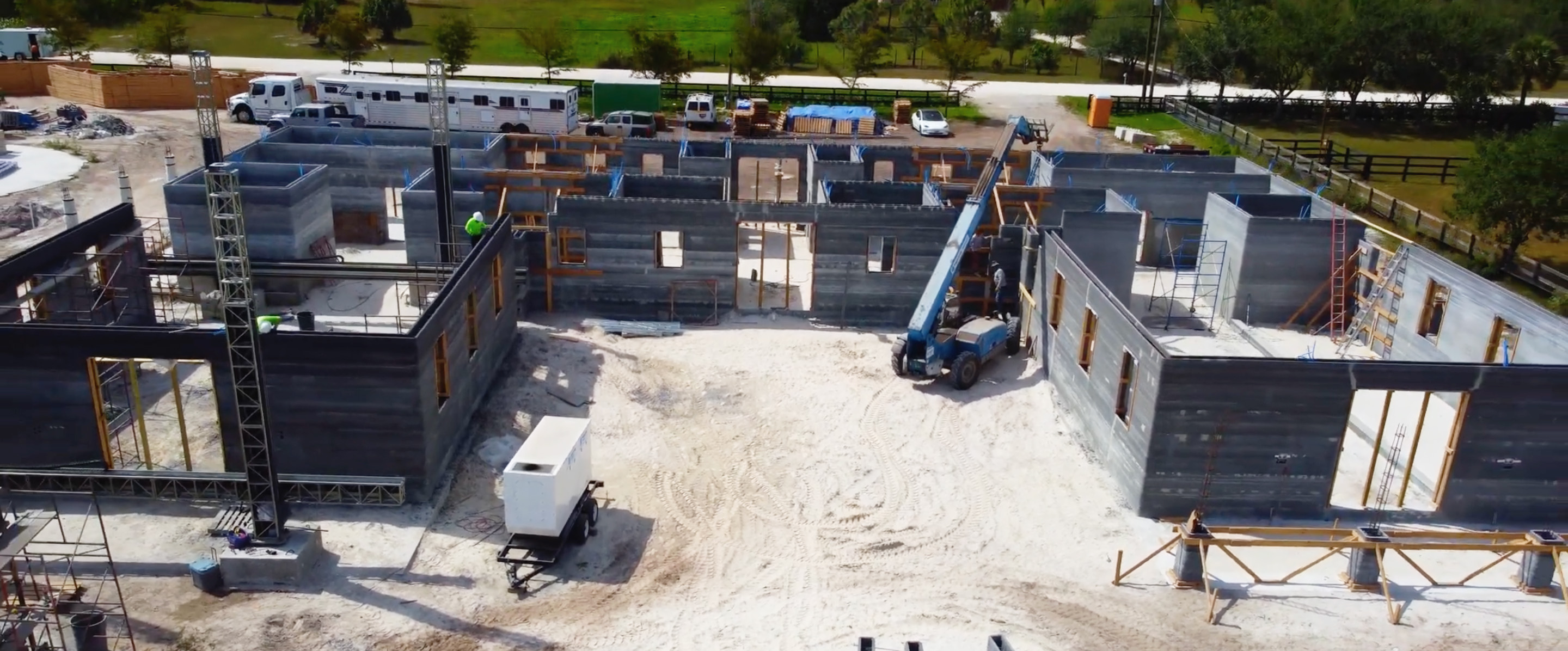 World's largest 3D-printed building in progress