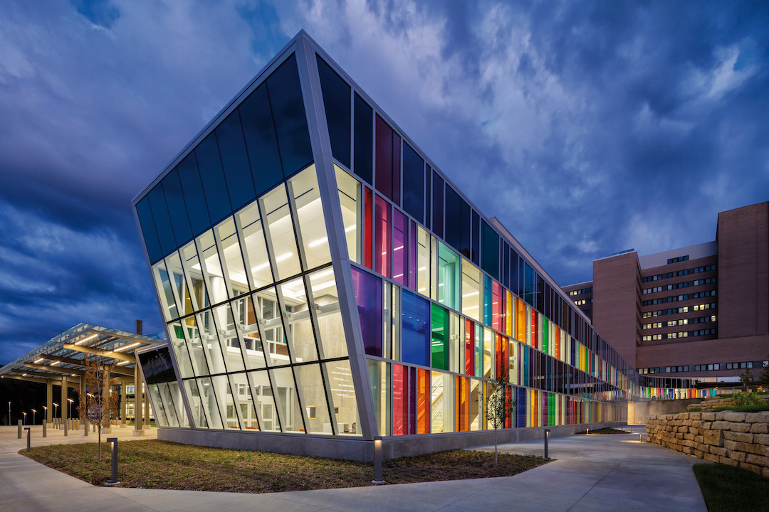 Ribbon wall exterior