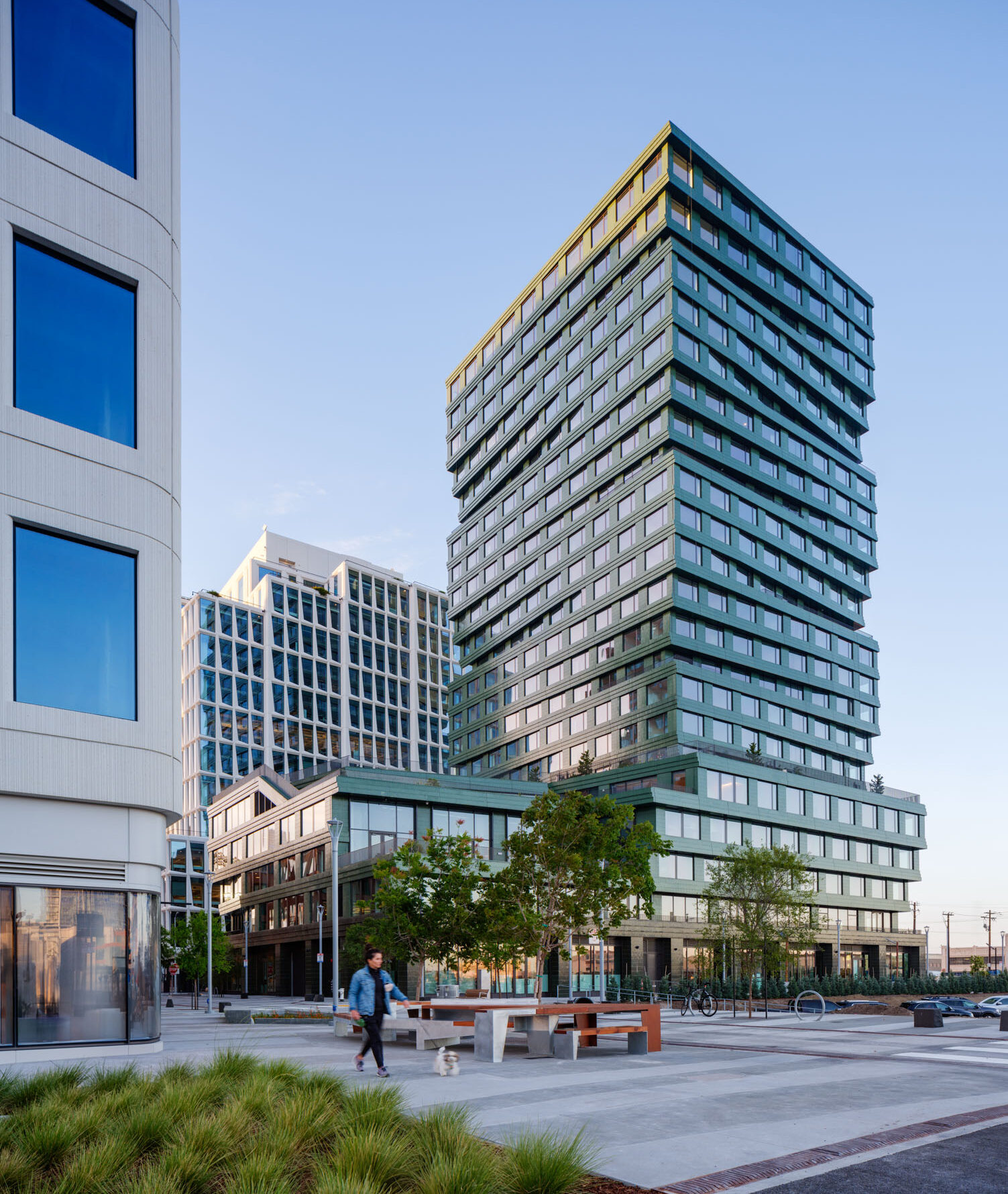 Studio Gang completes Verde tower in San Francisco, photo copyright Jason O'Rear, courtesy Studio Gang 