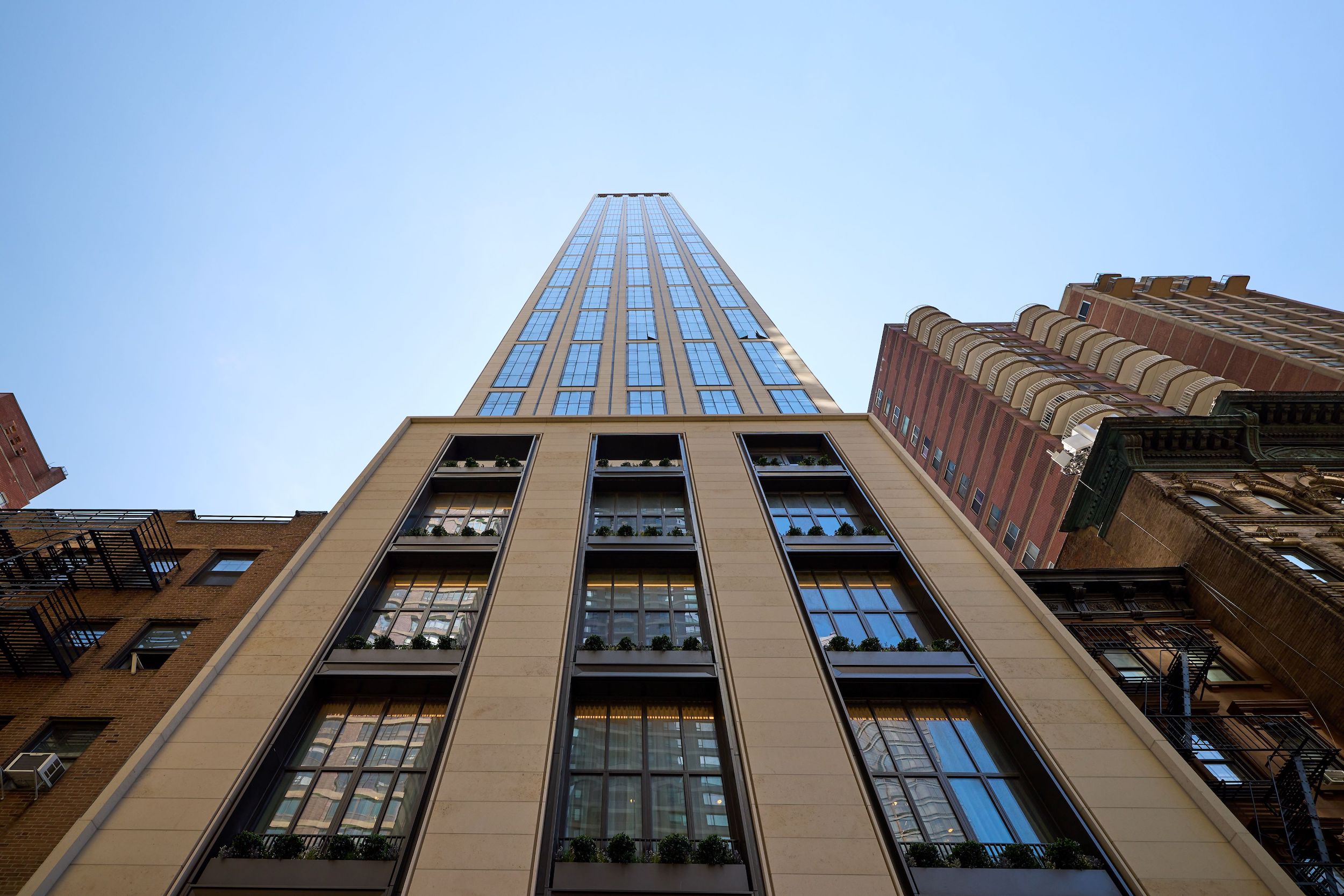 Lendlease built Sutton Tower in a dense, infill neighborhood on a 6,000-square-foot site. Photo: David Joshua Ford, courtesy Lendlease 