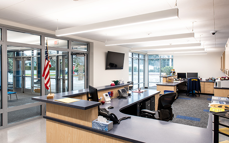 Gaffney Elementary School uses multifunctional, fire-rated glass in its main office and entry vestibule to bolster school safety.