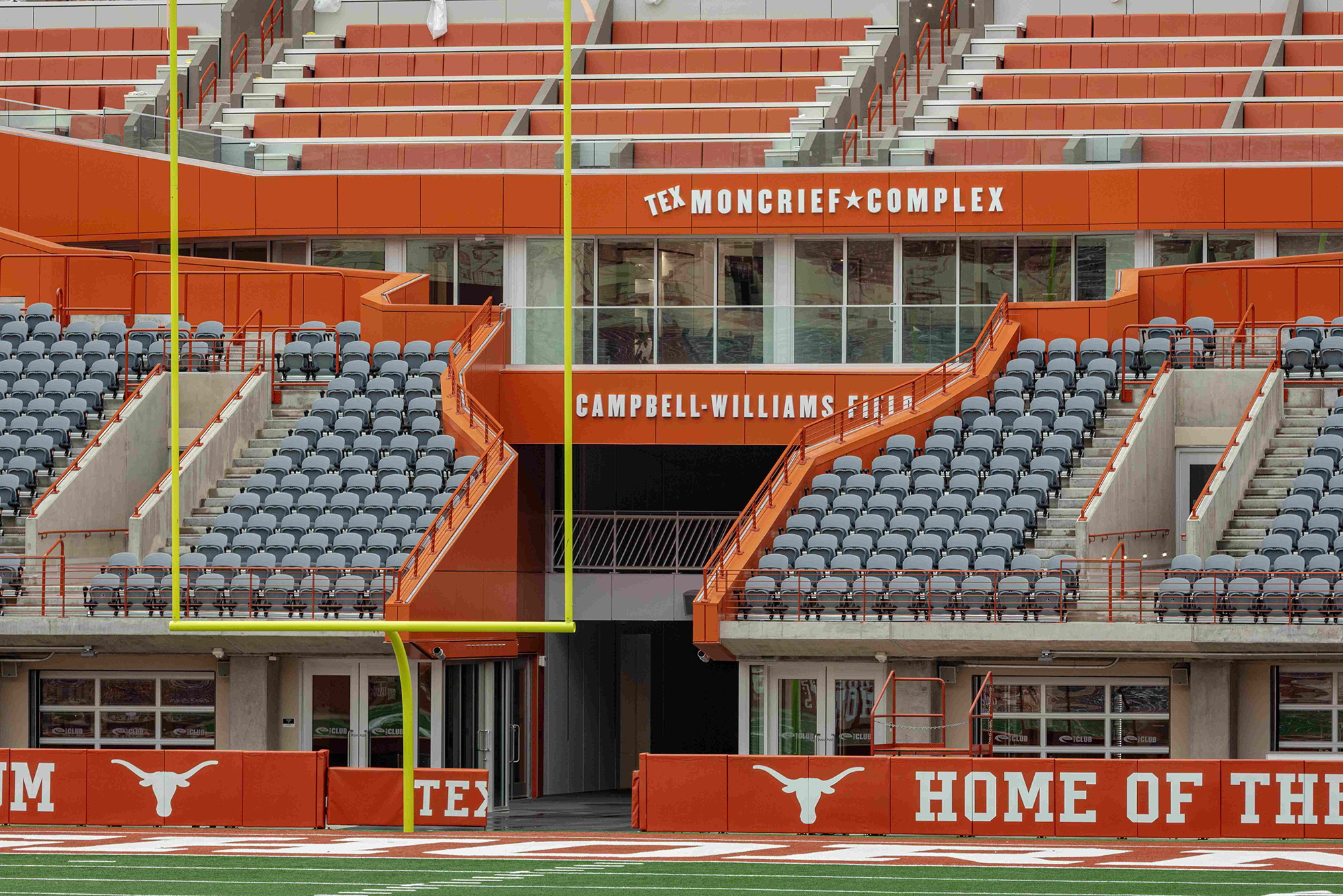 Darrell K Royal-Texas Memorial Stadium