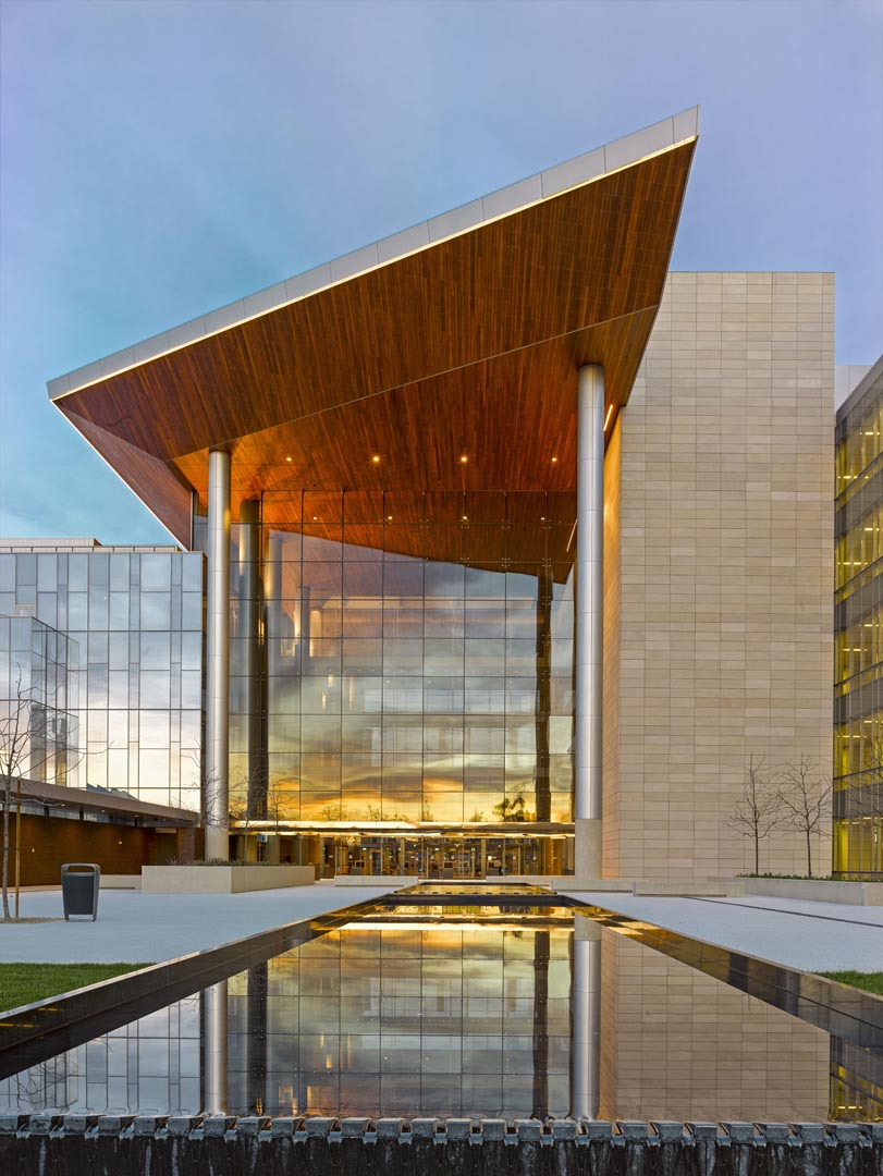 Governor George Deukmejian Courthouse, Long Beach, Calif. Architect: AECOM; cont