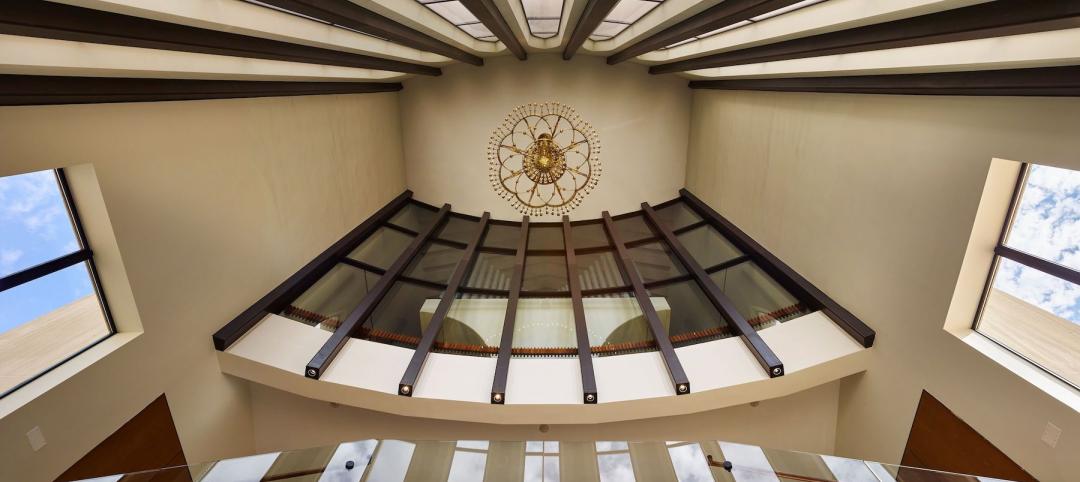 The atrium in the Modern Gothic National Presbyterian Church. Image: Alan Karchmer